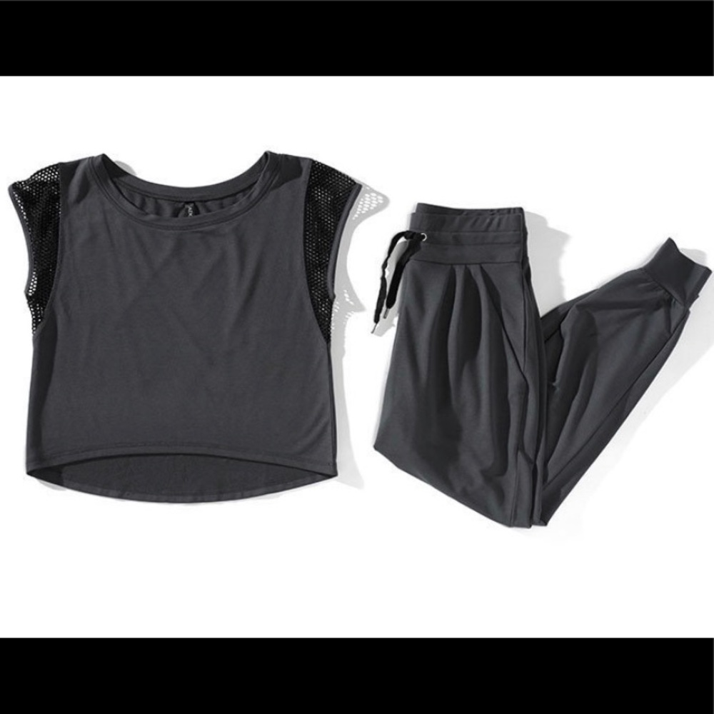 Adore Me lounge workout set size small